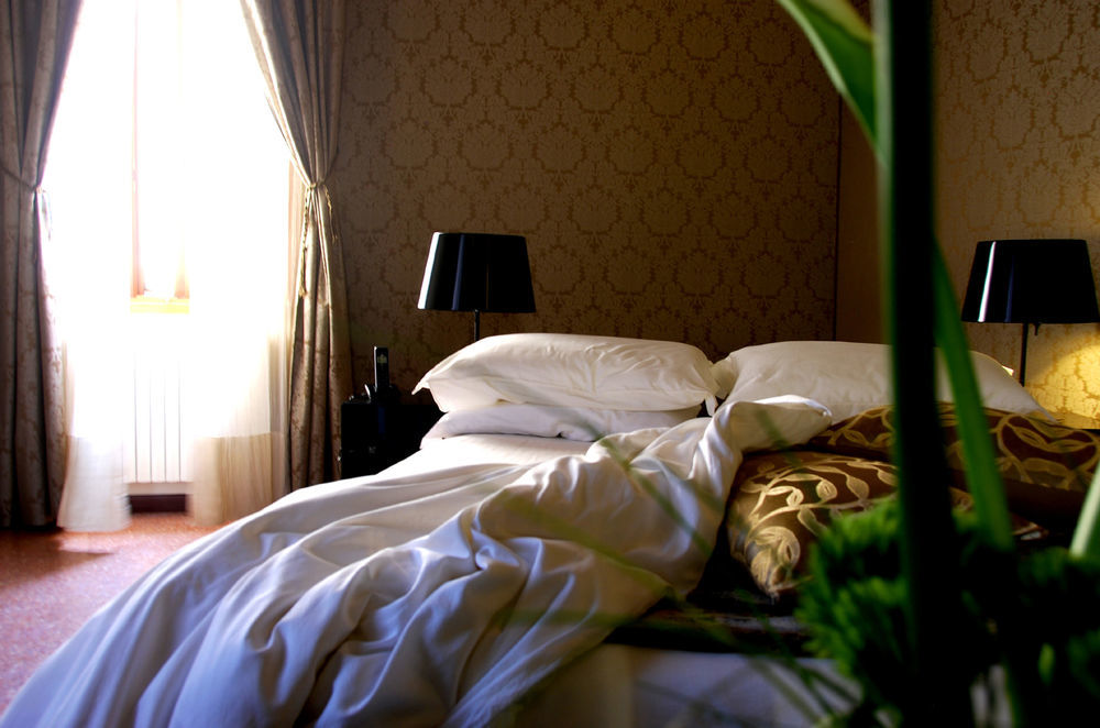 Avogaria 5 Rooms Венеція Екстер'єр фото